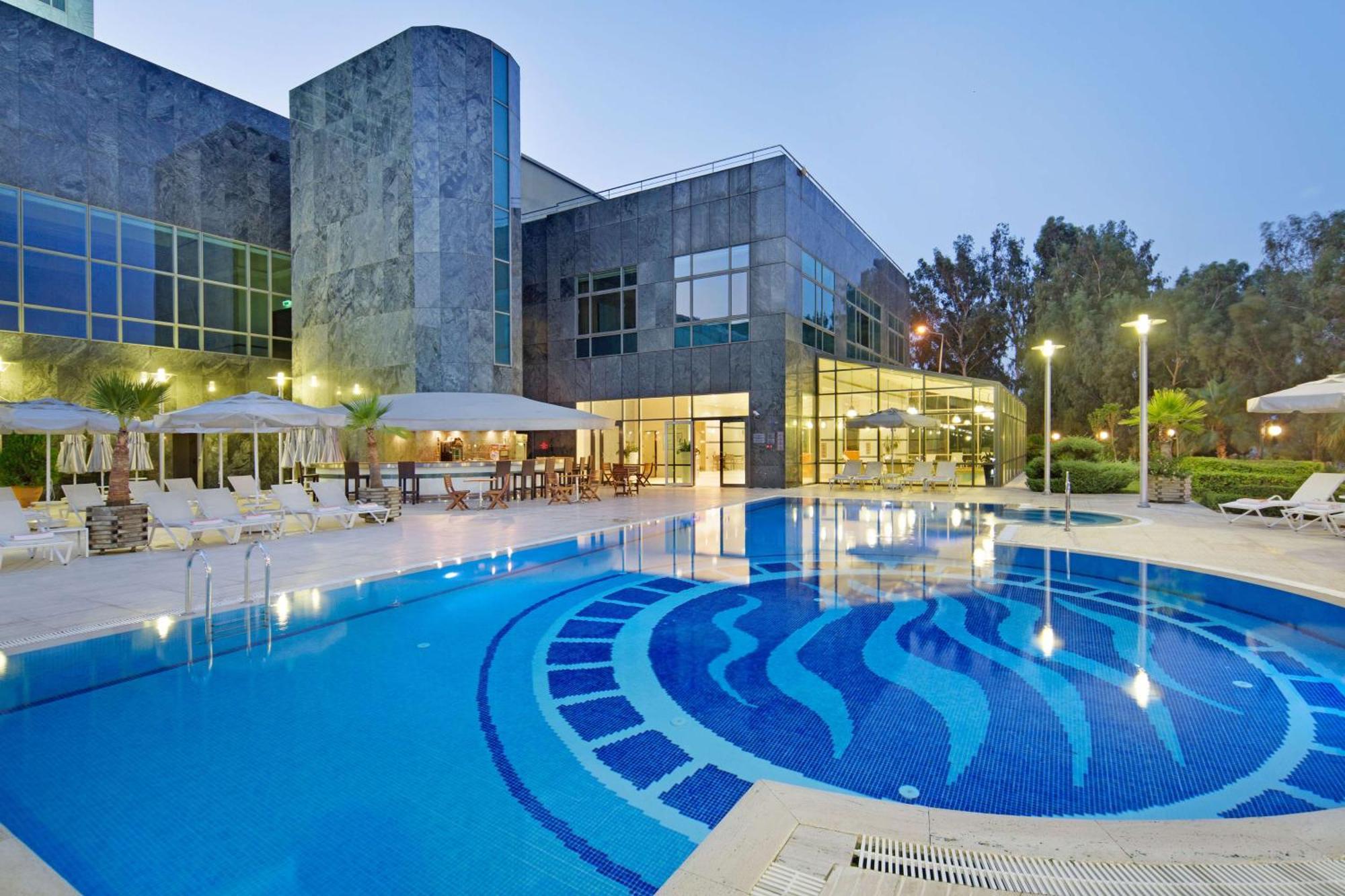 Adana Hiltonsa Hotel Luaran gambar